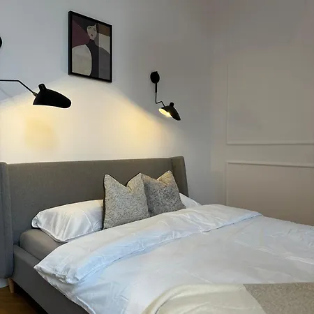 Wilson Apartment *